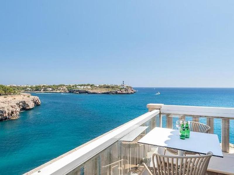 C93BC6111F4D080359BC55455BF160BD