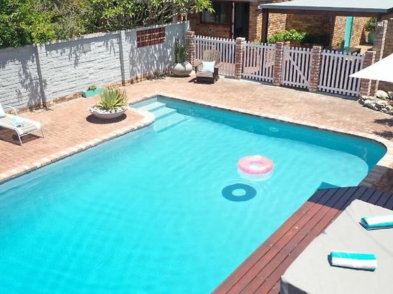 352ABDB428599CDE32CC9B785FE69802