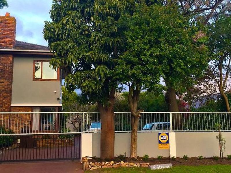 BAE921A56527B564E6370AD95ED24192