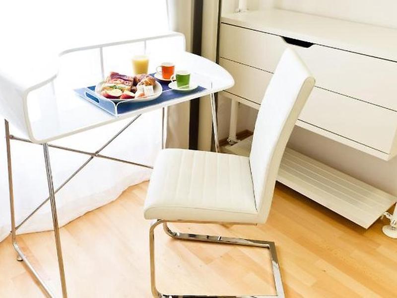 56F2CAFDAE6F7C0E7BCFC8806A075C12