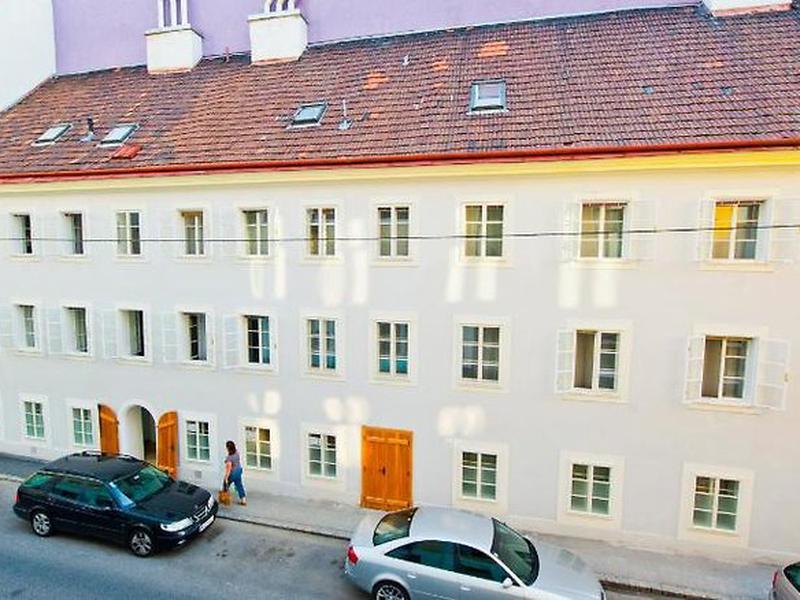 AA1083E6DF07BB1686E0042B2D0D2BB1