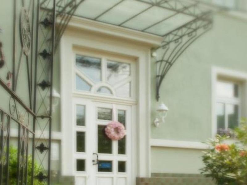 94B67C7F3DF3F8B1835F1854C33098B5