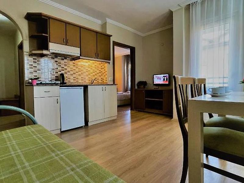 5F9A33256C44CA8F055ECB048D909B2D