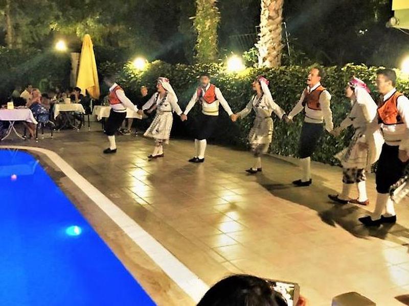 D33AA32523EE4409D23815F319186458