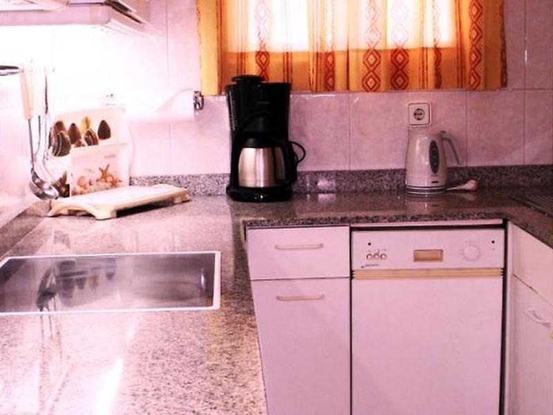 2819921A9D7CF2C5D8380D9C885A3407