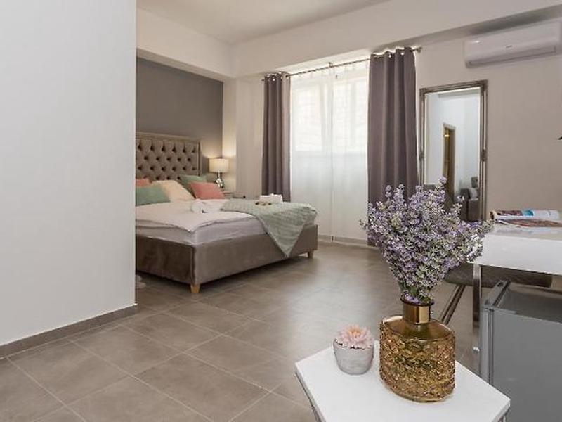 2181ACBAAFC4ED3B0D65EFE0633636F7