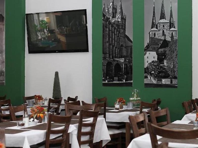 EF3CDFD1E5404A973E4C5DE15DF19777