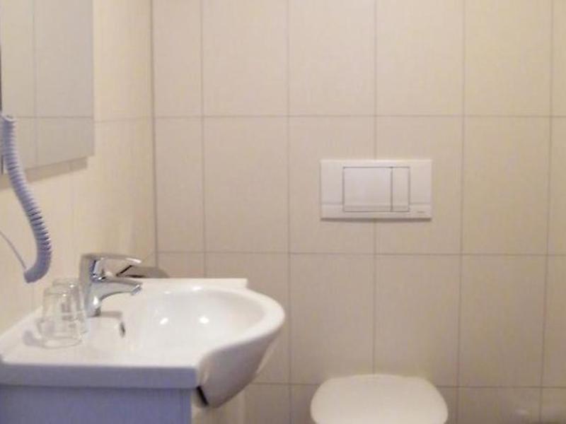 B2F056BBD70EFABBD1EF5C23D4865942