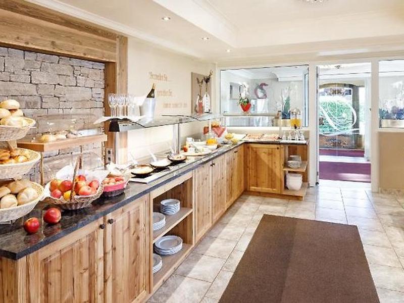 39AF8EC40707D01E45BCC59B848132A0