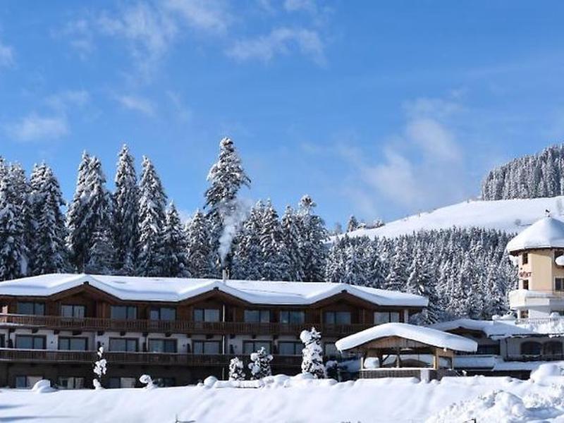 03562E92A3567039F985ECFD32D73F6E