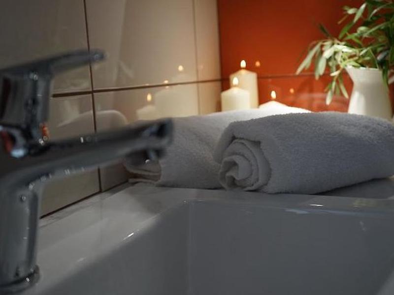 13BAFD700BB5803665847DB0C431E2AF