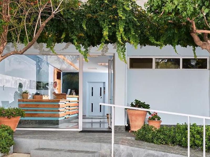 AF86D632126A9E37F588F0EC9920970A