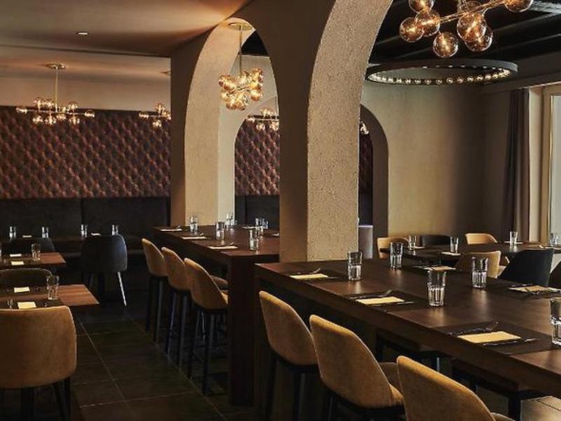 E85E680A576B4C04A8C379850EC1F74B