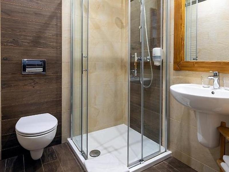 D97C8FD6FB419F1531992DC9C15D9127