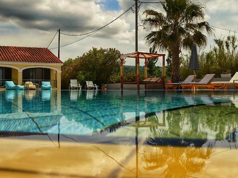 001E638D4414E6E4CC07C8B3F7CBC9EA