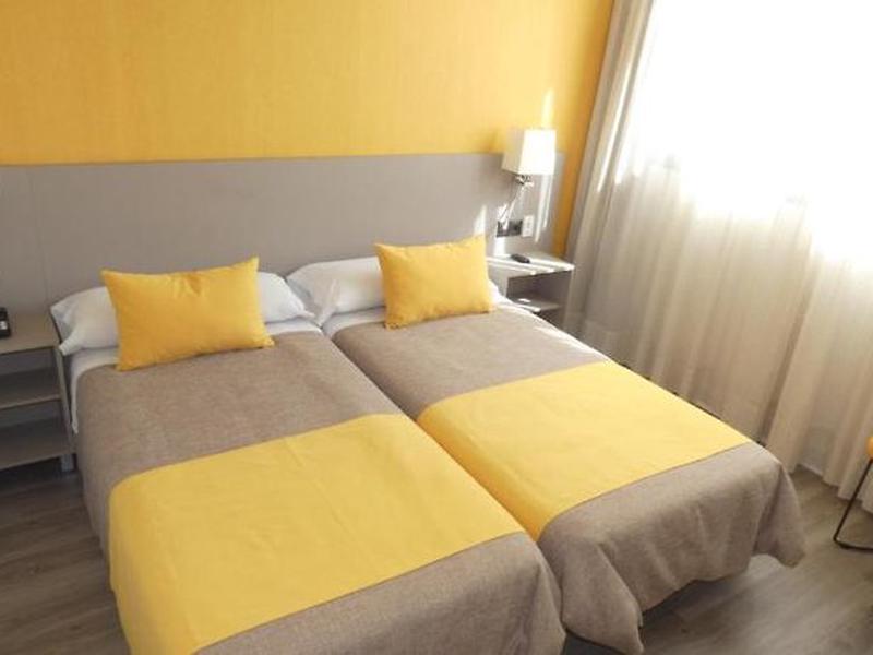 3BEBCC7984E0351D73F2F65BC85CF3DD