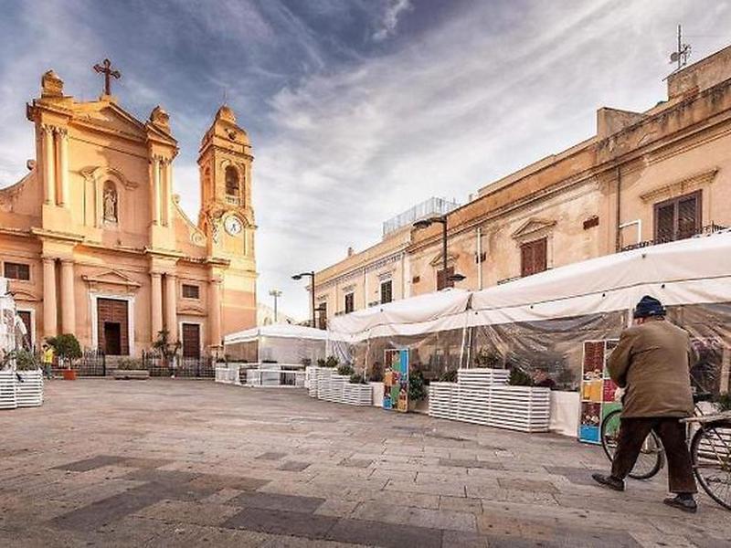 C78CDEA373E6C3382AFBA7D7DB0A134E