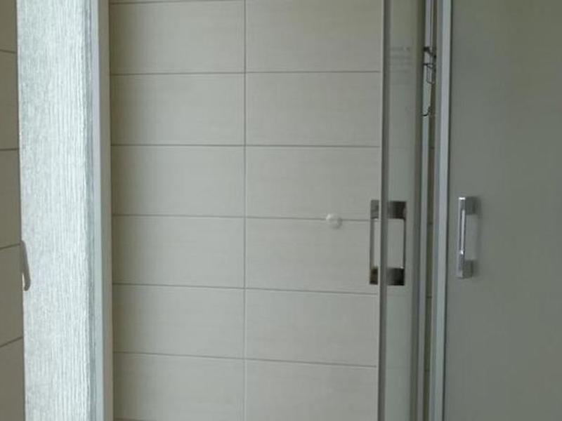 5F083D2130860F8E387947A9C9527BE3