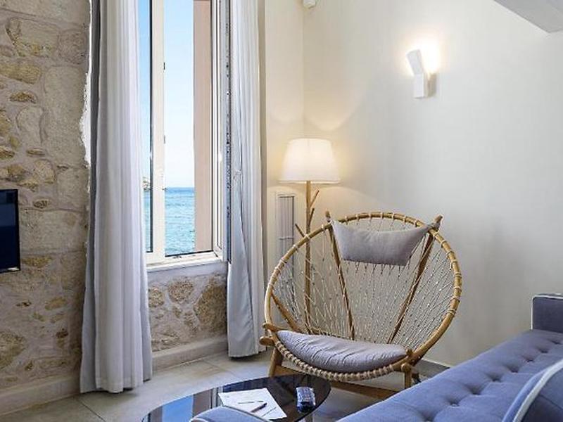 BDB607FF1C1D2643C0843BC81F28CC7A