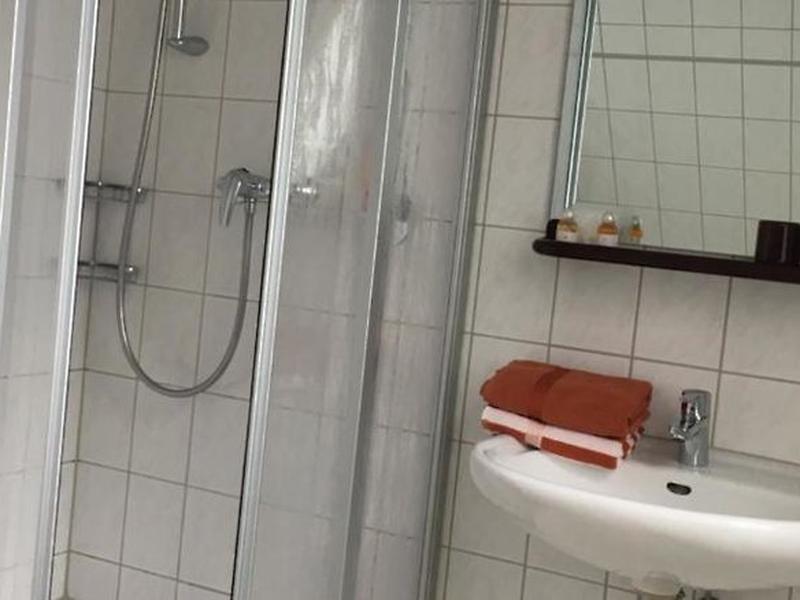 42110BBBED9E4ED13959ED3A03EF46B4