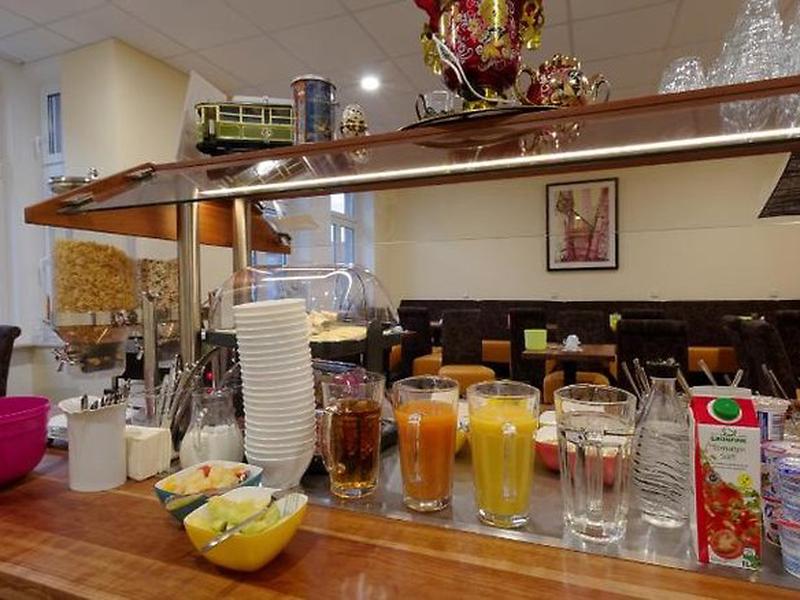 462C55B9DEBD416ED0C7B0E200767E18