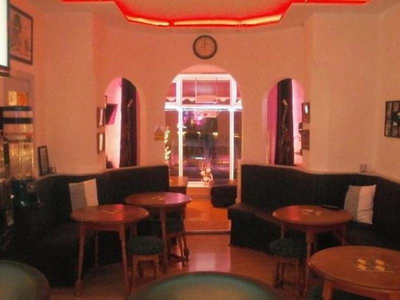 0BCEF62D529BED4C1767DECF5DB00F96