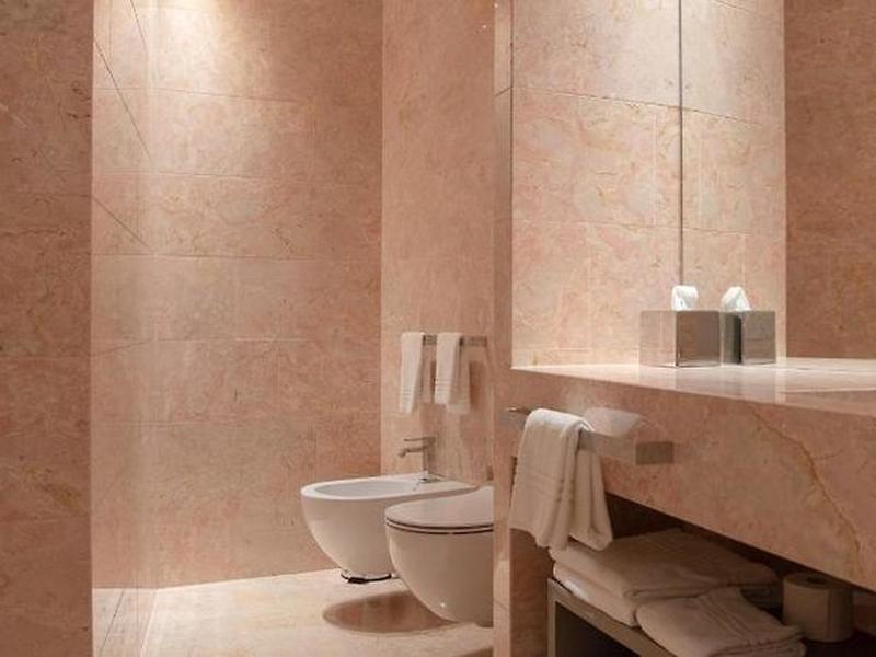 5F58150CE726F2008C8A0F63E4701775