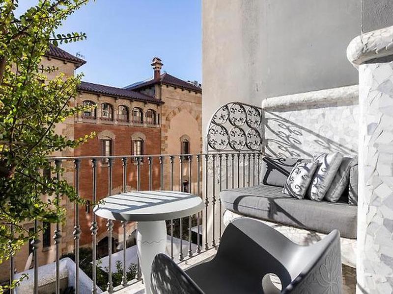 B4E56F2382AA18FF28500F9D6A07C23F