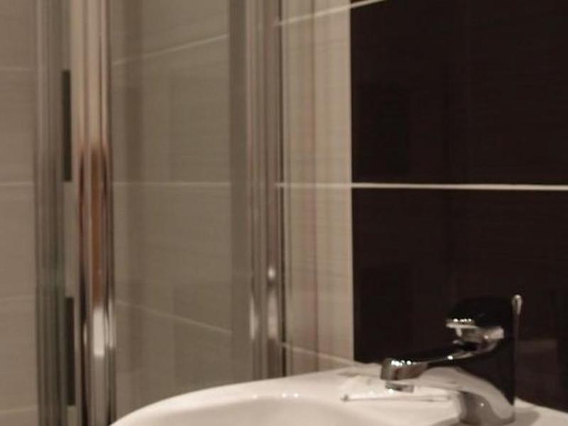 36C664775E46B73630602D06B94CBEEA