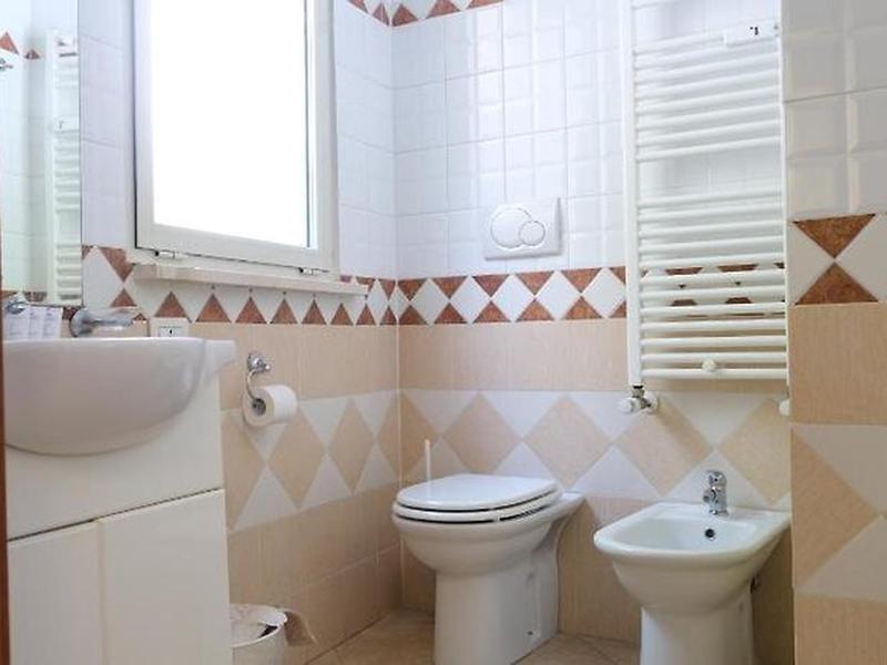 01B008A832C9A4472D81BC2345389DD0