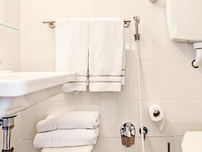 C8E97FBDB1B257F43CF0AC682B7DA830