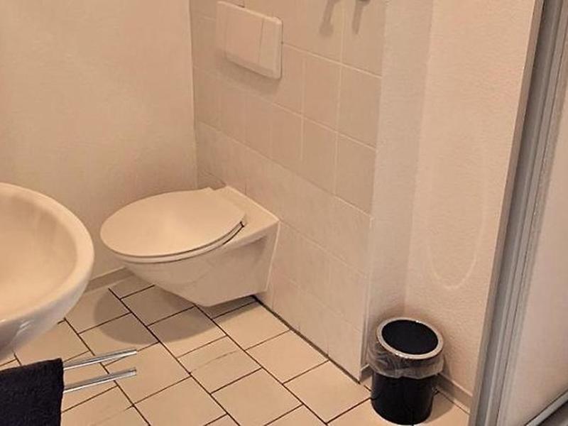 5E643ABCFB11A162C110786973E9D39E