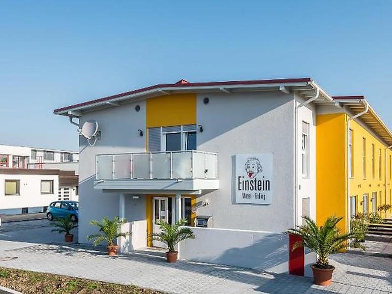 93CB0F079C9A894EA650F254C364A470