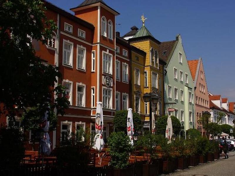 BF33A2EE0CE85E39B61722330CEF8C3C