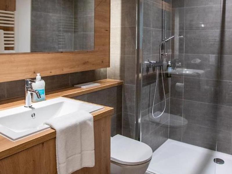 625950F1A09D0AB3E7D326634D19919A