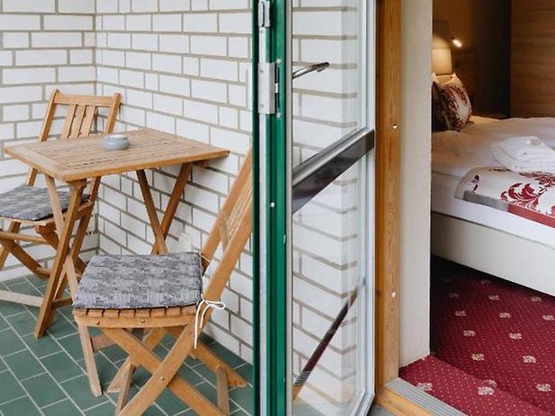 88B7EB2F0DFA5785D61993E2D3B2454C