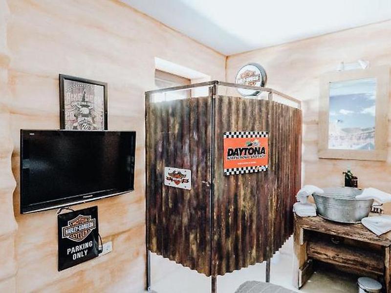 77F5B6BD7A56227338B54EA4BE95E748