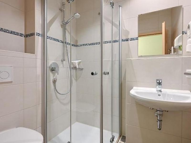 C56B8A090BF36CA4A2C7B8C85C764580