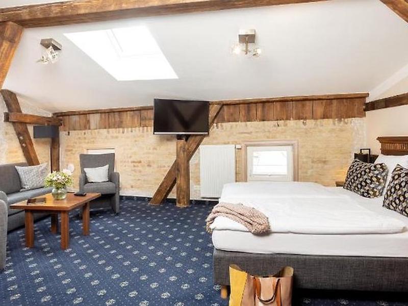 1D82FC94BF4582F13B71A8981F107ED6