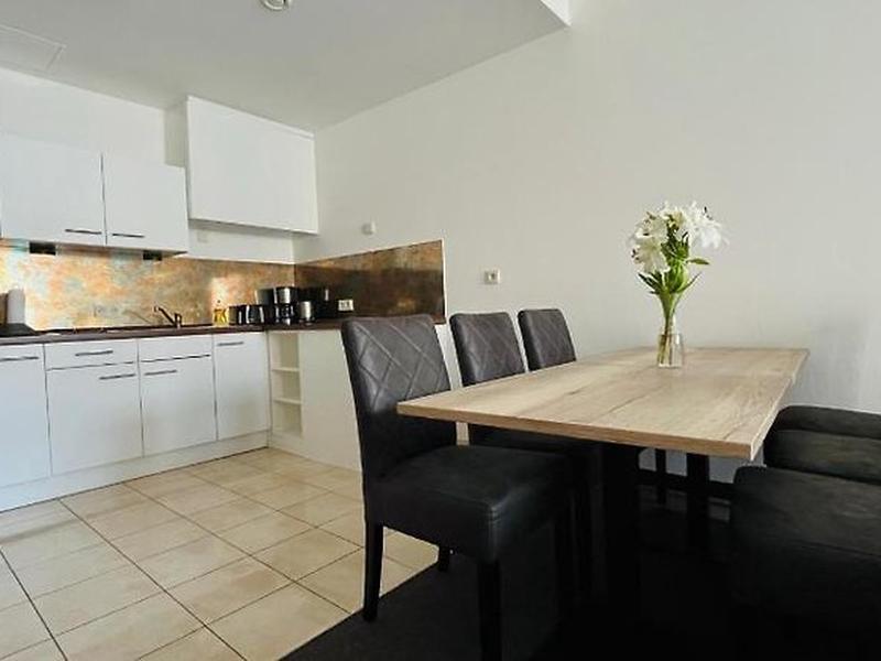 C8932B21A4290BA886A442038DB80D66