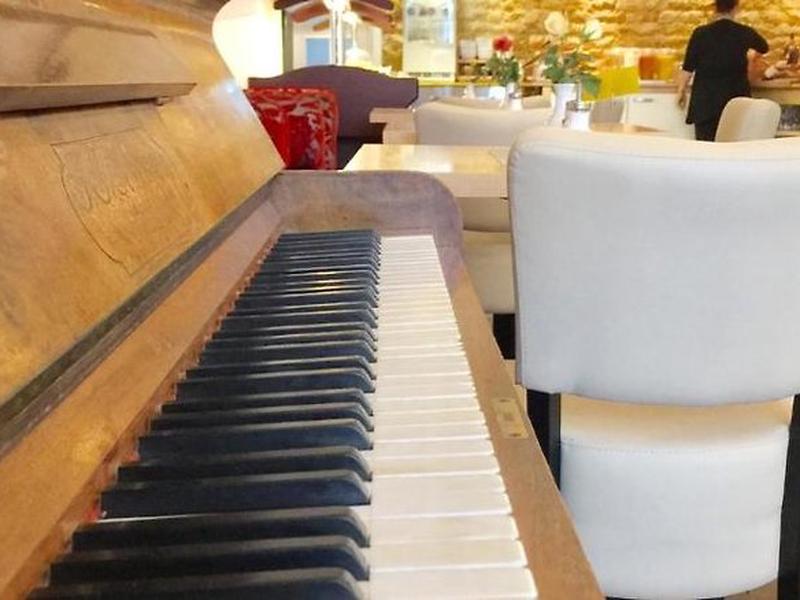 34C59D925676C3EE1F1636C624325D09