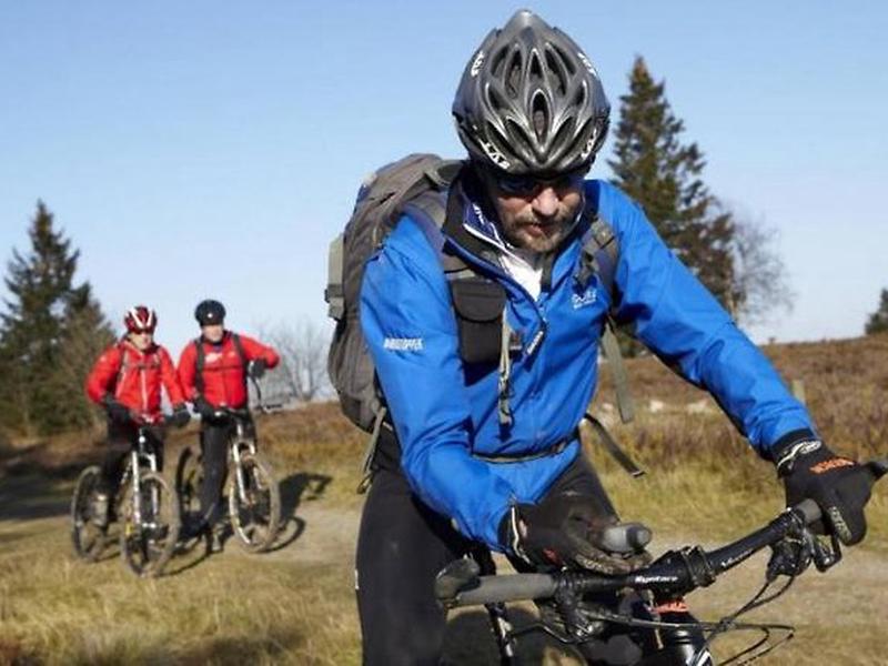 6CA33A126B0BC1B8AFE4494ED86D3C92