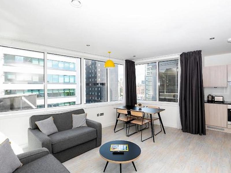 79053F438CFA1A0494B51916BC4E33E1