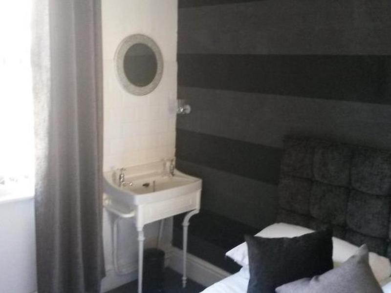 DF56A6DF2BC489A1BAF6EB6089F232AB