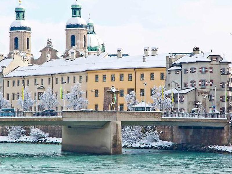 B366BD85EB5D125388E2019FB4955014