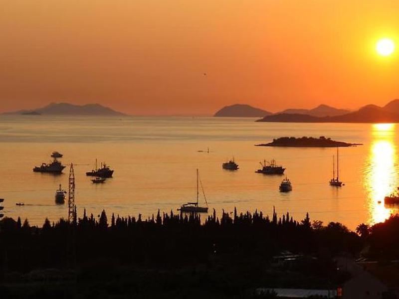 E48CE5F44680761EBC04880AB6ADB20C