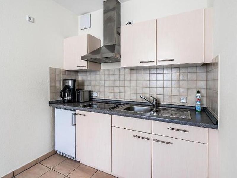 2AF51A1AA9D1D1B451F12CE6239FF72E