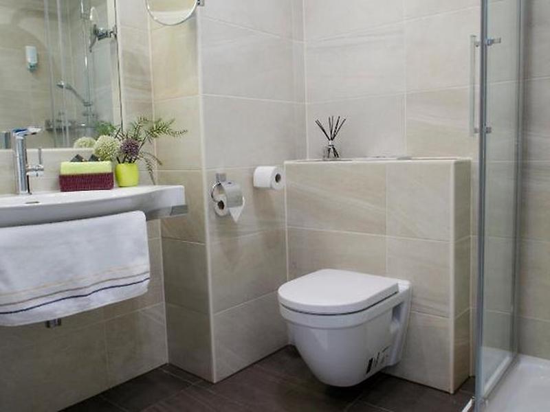 EB5D3DC4CF03655AC41BE2182567B02A