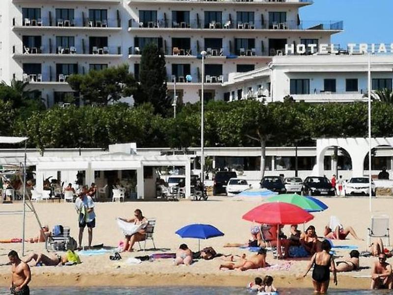 5EF9B515C90542F6BE1DAC90D5CBC0DB