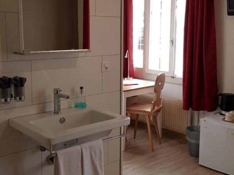 5AC3F9815B5822959A4197729253FC64